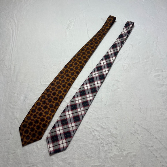 2 Brooks Brothers Mens tie - Picture 3 of 6